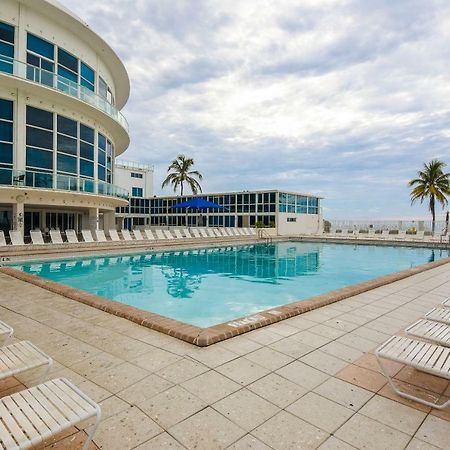 Castle Beach Suites By Vacation Media Miami Beach Exterior foto